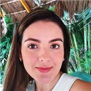 Normalista superior, capacitada para orientar todas las áreas, excepto inglés. He orientado, sociales, lenguaje y matemáticas